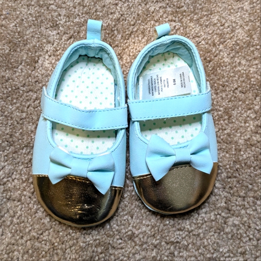 6-9m soft soled blue and gold Mary Jane shoes with bow detail